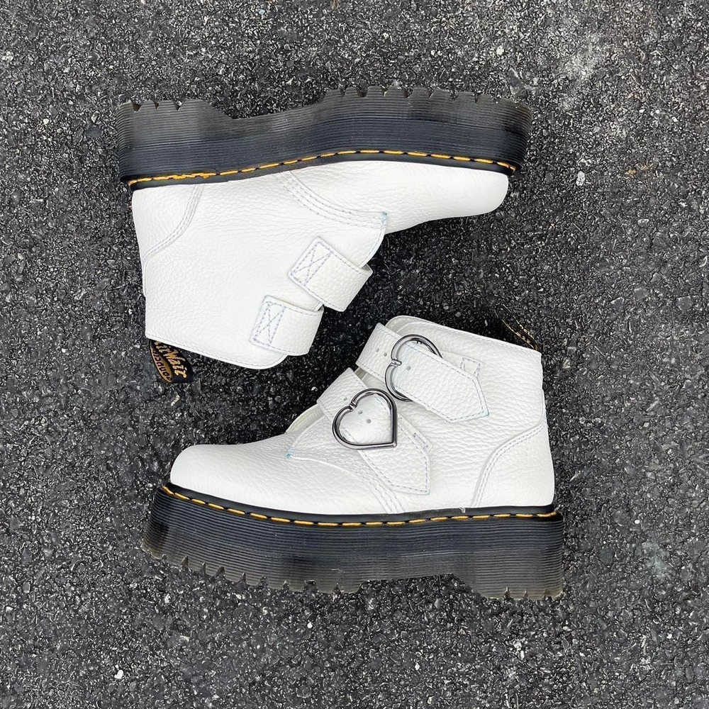 Dr. Martens Women's Size 7 Devon Heart Buckle Platform Boots White Milled Nappa